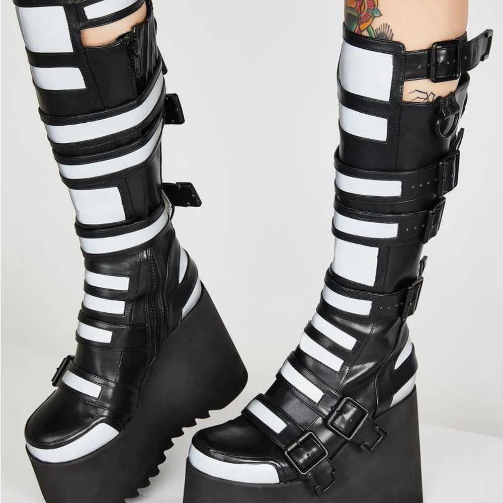 CLUB EXX Mindwarp Reflective Platform Boots